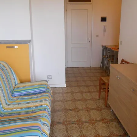 Appartamento Bright Flat With A Wide Terrace-beahost *