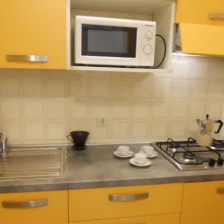 Bright Flat With A Wide Terrace-beahost Appartamento *