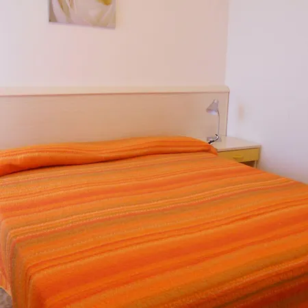 Bright Flat With A Wide Terrace-beahost Appartamento *
