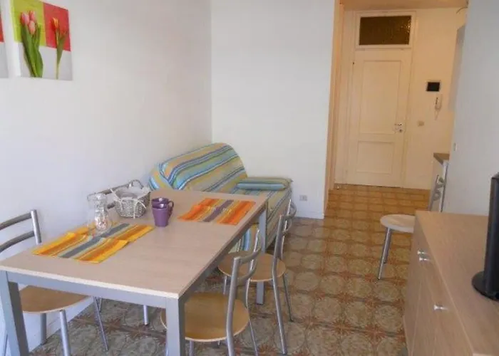 Bright Flat With A Wide Terrace-beahost アパート